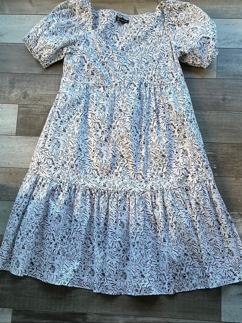 INC International Concepts Black & White Floral Dress. L